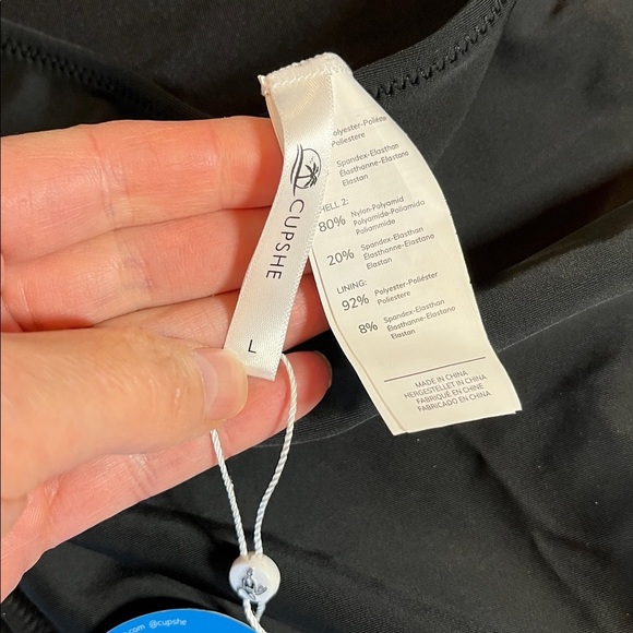 New Cupshe Classic Black Swimsuit. Large. One piece. - Picture 5 of 7